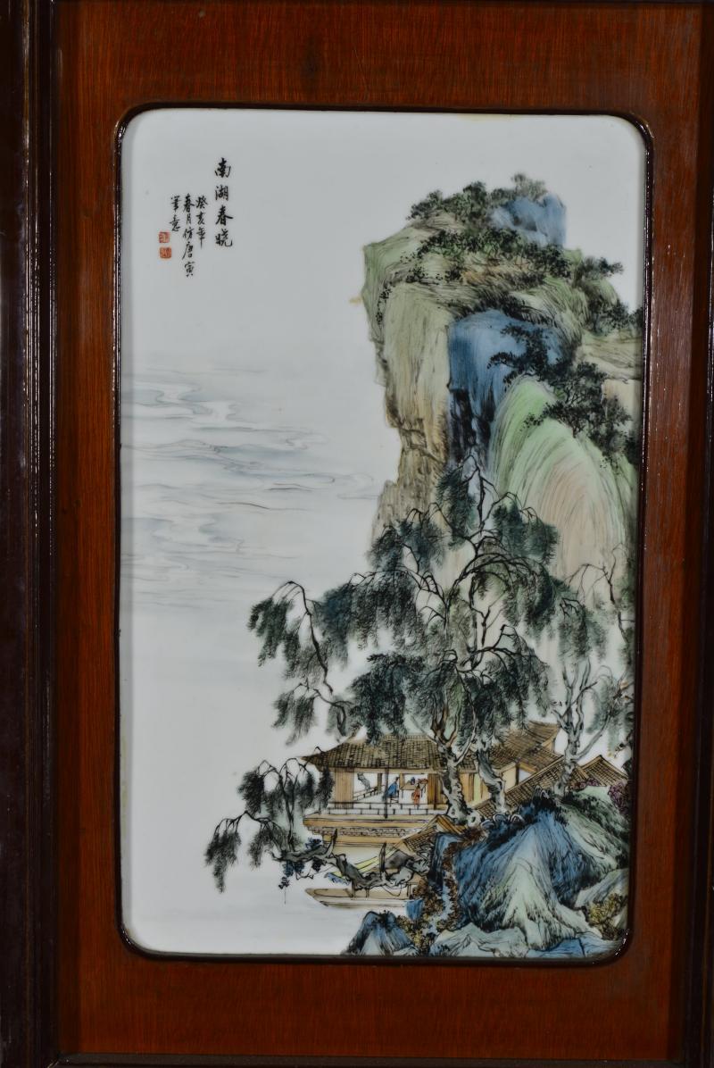 近现代 魏焕明、余少良合作双面粉彩山水人物八联落地大屏风 - 图9