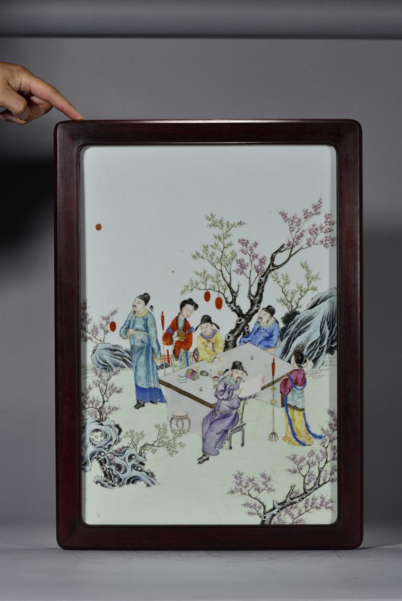 民国 粉彩桃李夜宴图插屏 - 图2
