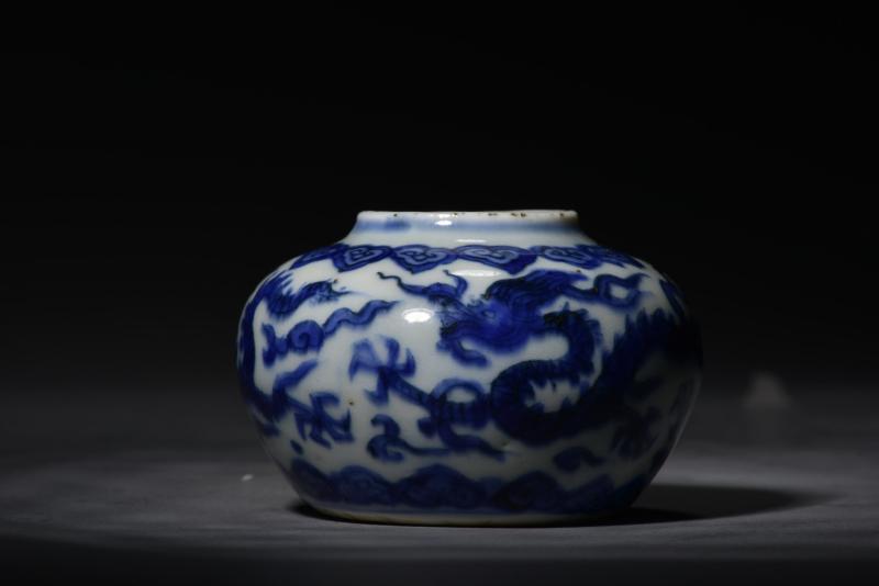 明万历 御制青花云龙纹小罐 - 图7