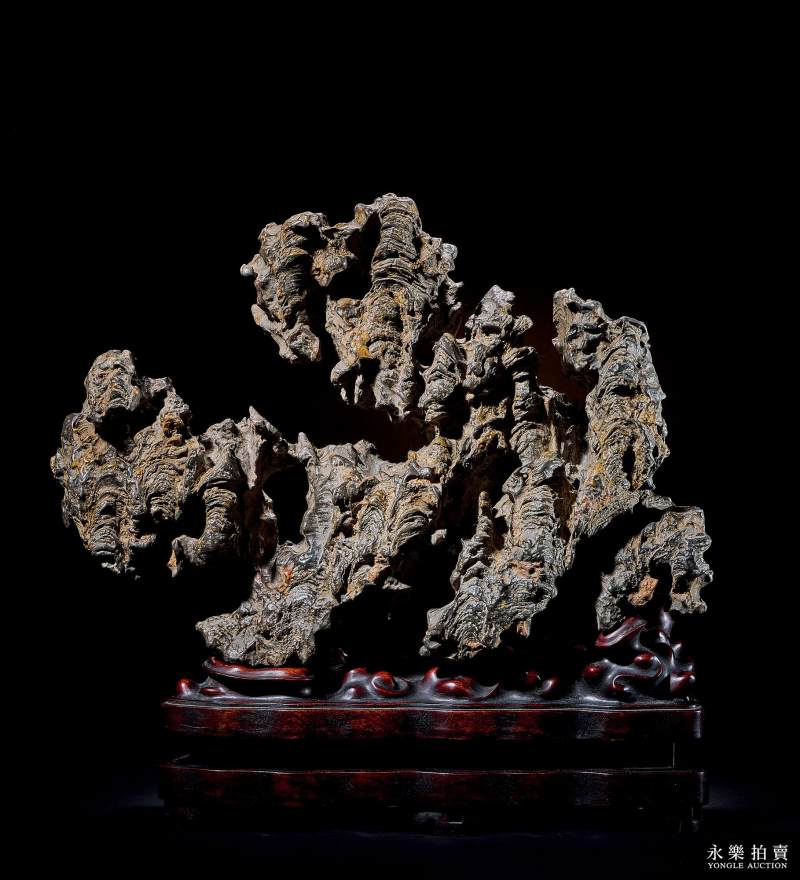 明 祁连山石山子