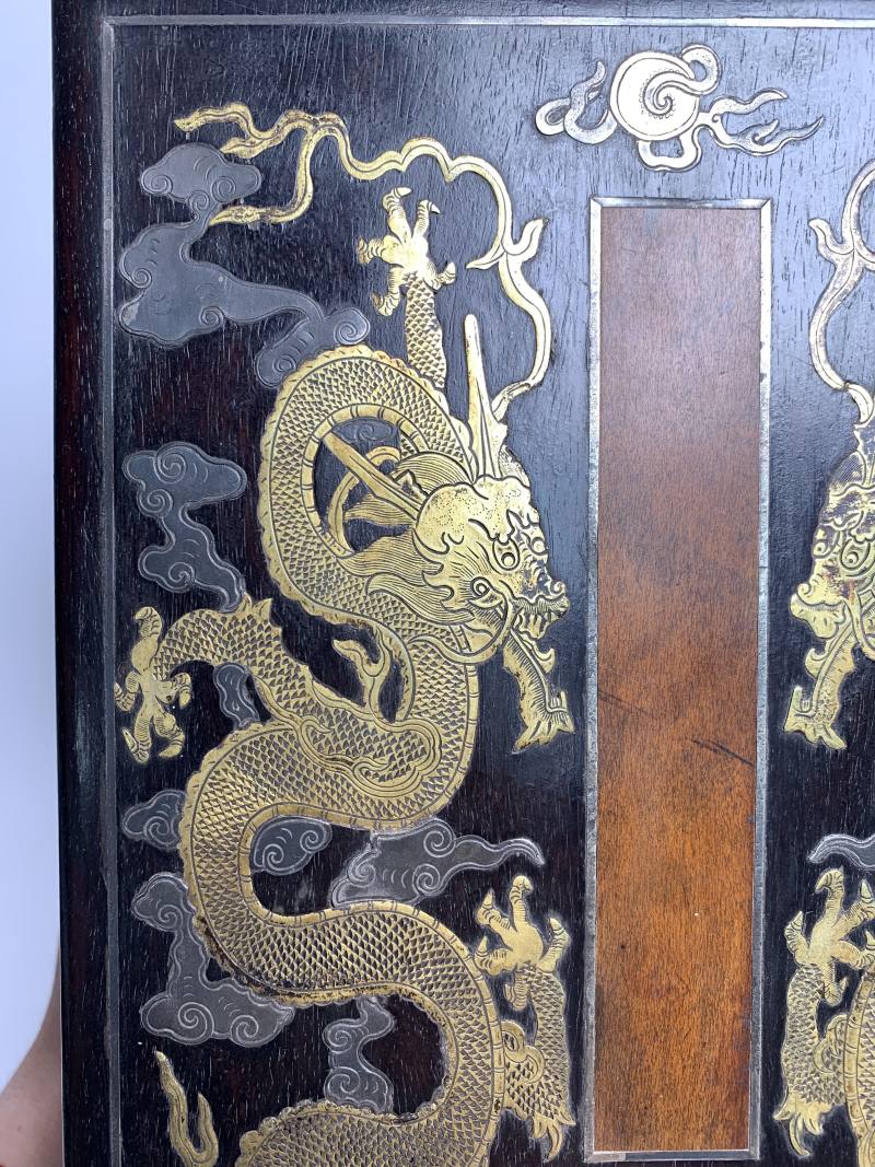 清 紫檀嵌金银海水江崖龙纹册页盒 - 图5