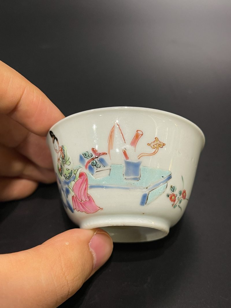 清雍正 粉彩三娘教子图杯 - 图4