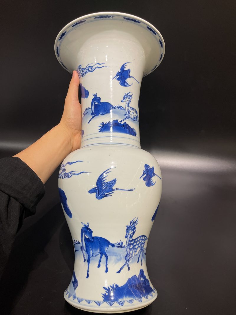 清康熙 青花山水鹤鹿同春凤尾尊 - 图4