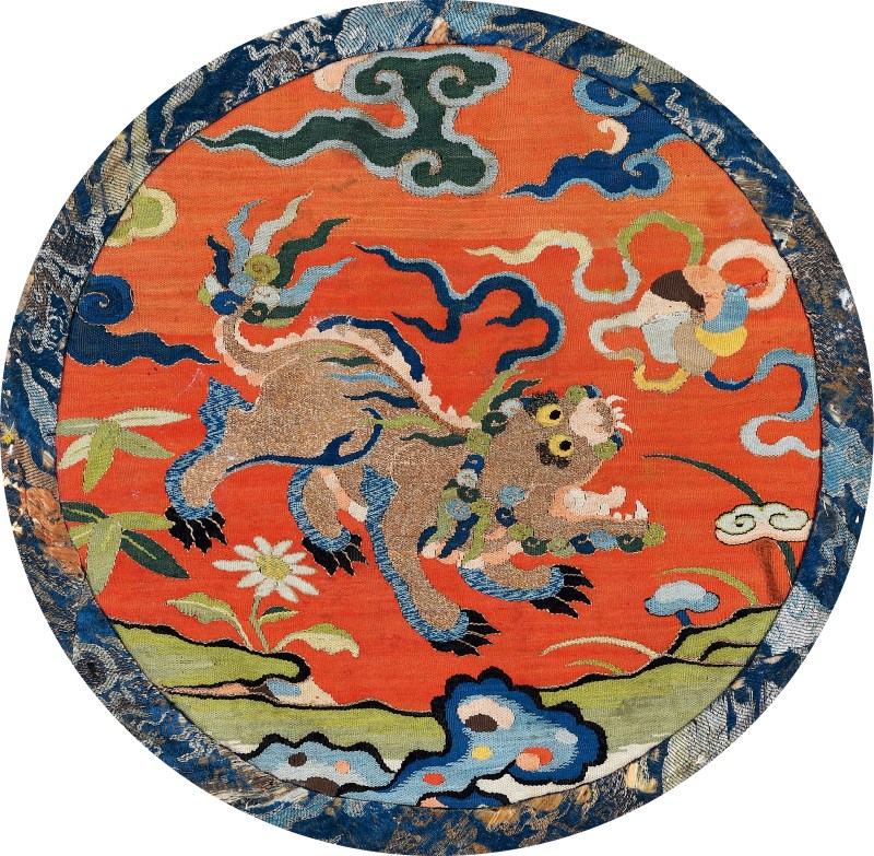 明 缂丝狮子绣球圆光