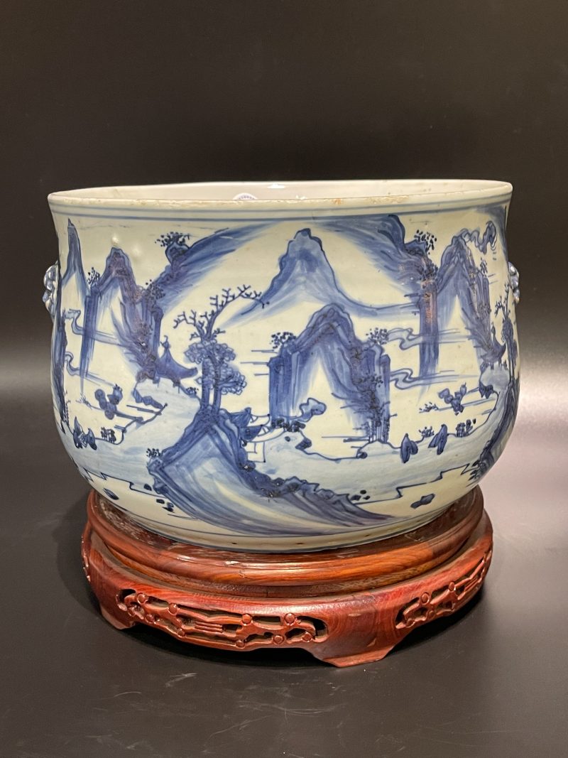 明天启 青花山水人物图铺首大炉 - 图6