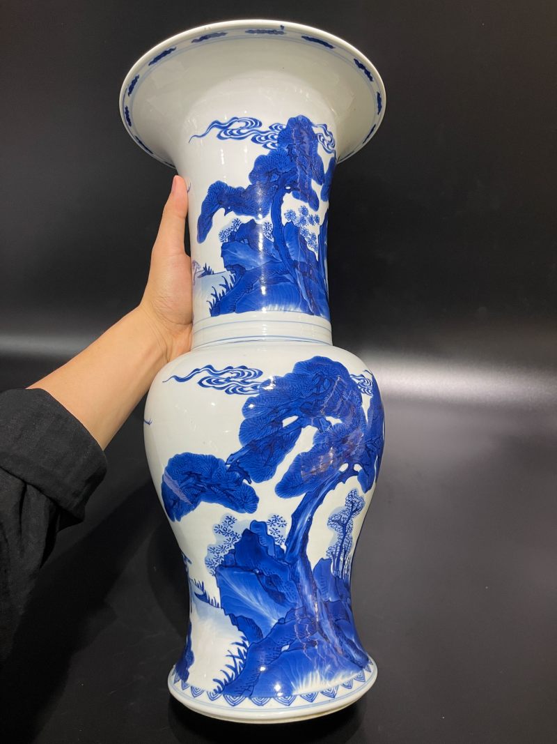 清康熙 青花山水鹤鹿同春凤尾尊 - 图6