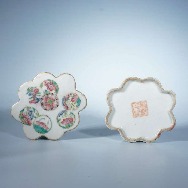 清同治粉彩皮球花卉印盒-多宝古瓷宝典