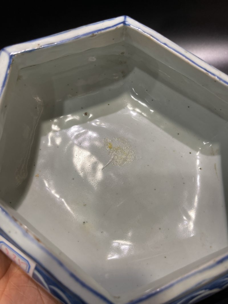 明晚期 青花落花流水六方形洗 - 图9