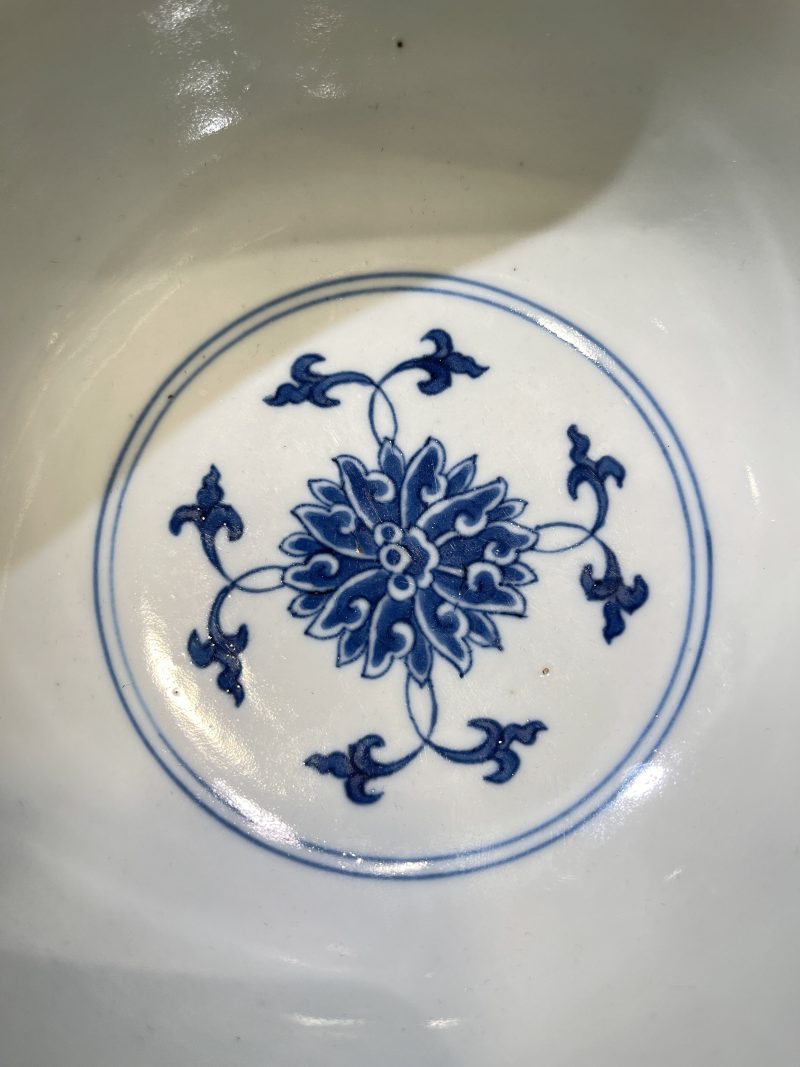 清道光 青花缠枝莲纹碗一对 - 图8