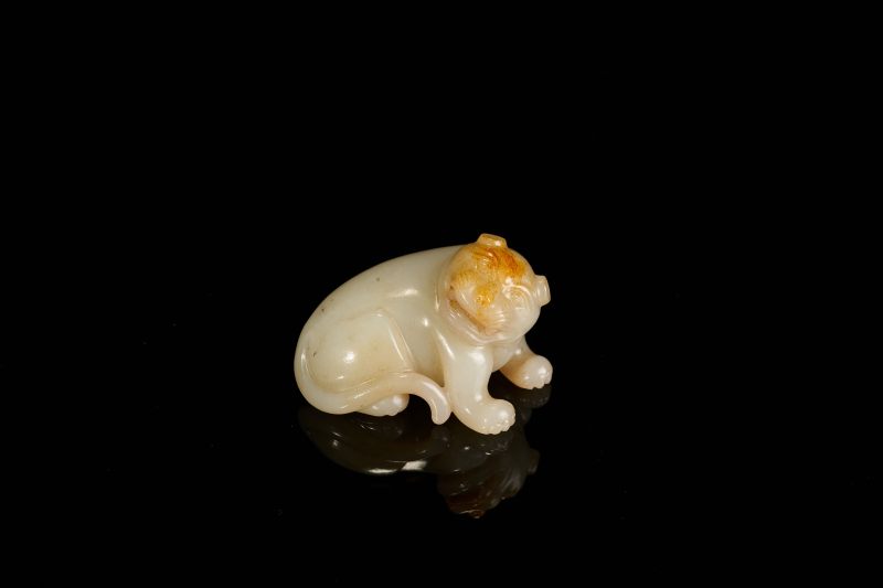 Lot1063 清 青玉伏虎 - 图2