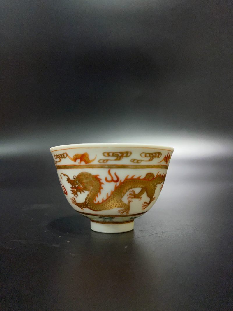 清光绪 粉彩描金双龙赶珠纹杯 - 图2