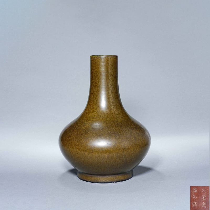 清光绪 厂官釉荸荠瓶