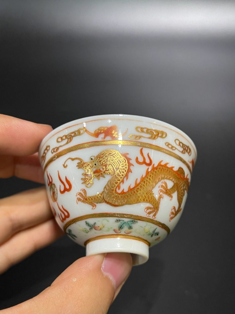 清光绪 粉彩描金双龙赶珠纹杯 - 图3
