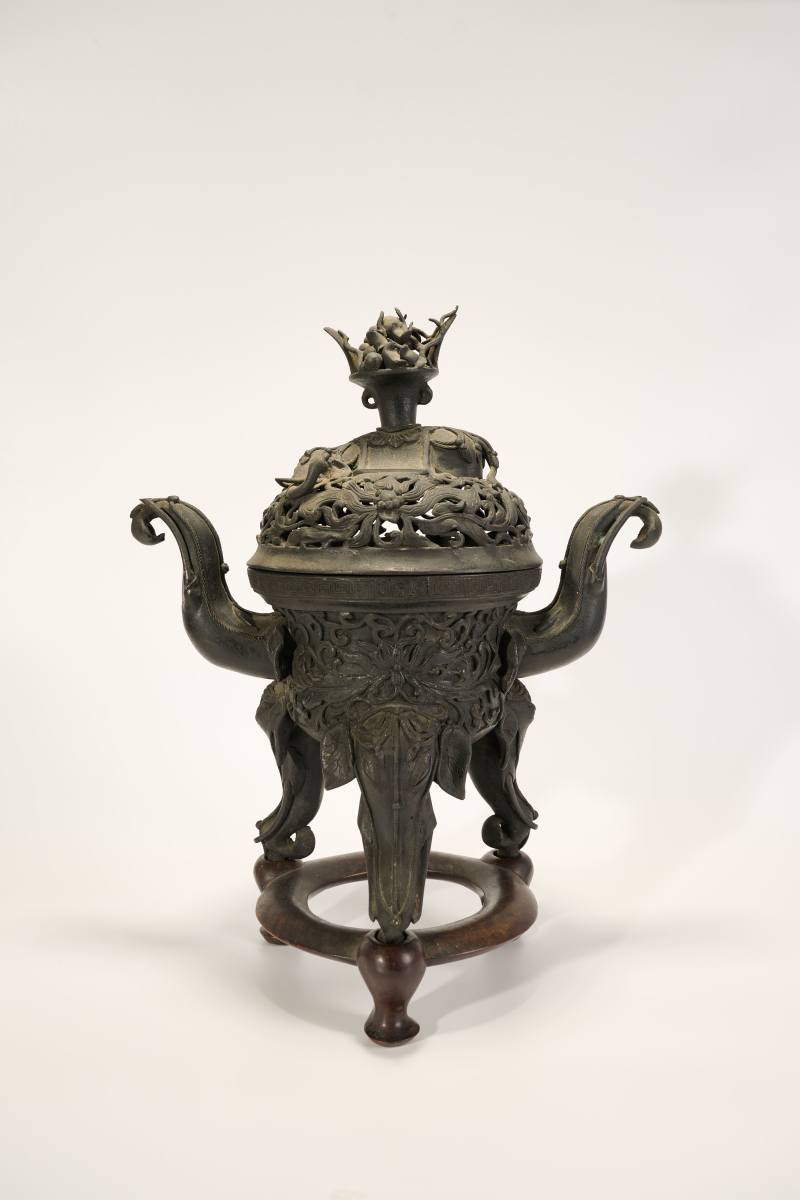 Lot879 清乾隆 铜太平有象薰炉 - 图2