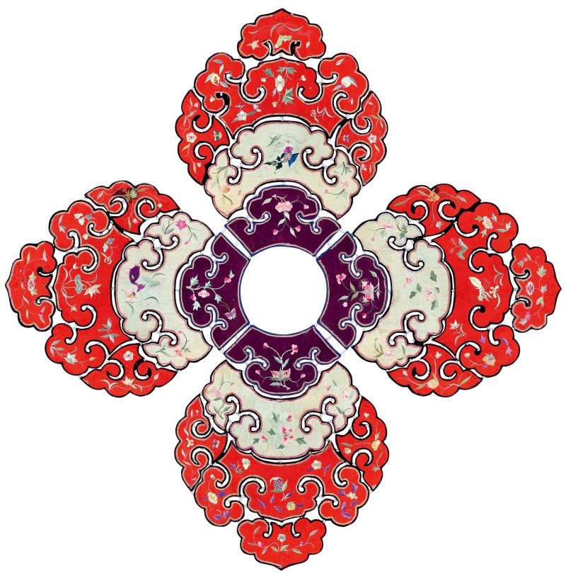 清 四合如意式花卉纹云肩