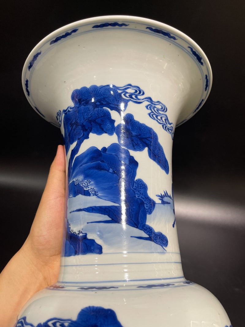 清康熙 青花山水鹤鹿同春凤尾尊 - 图11