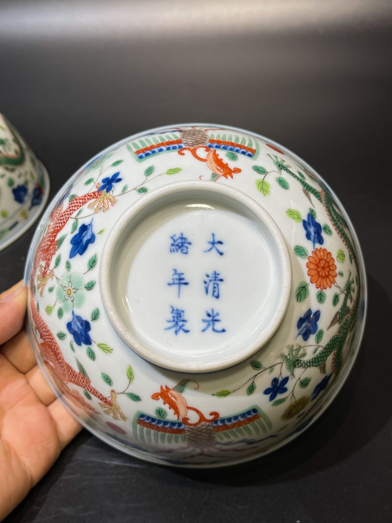 清光绪 青花五彩龙凤纹碗一对 - 图21