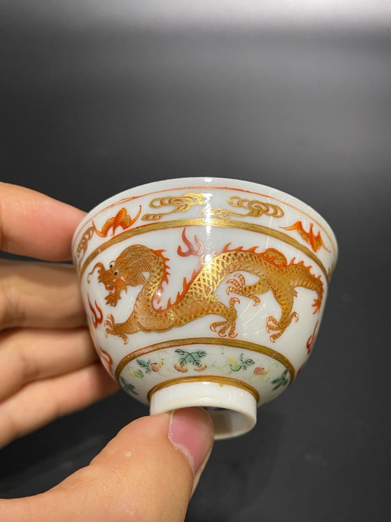清光绪 粉彩描金双龙赶珠纹杯 - 图6