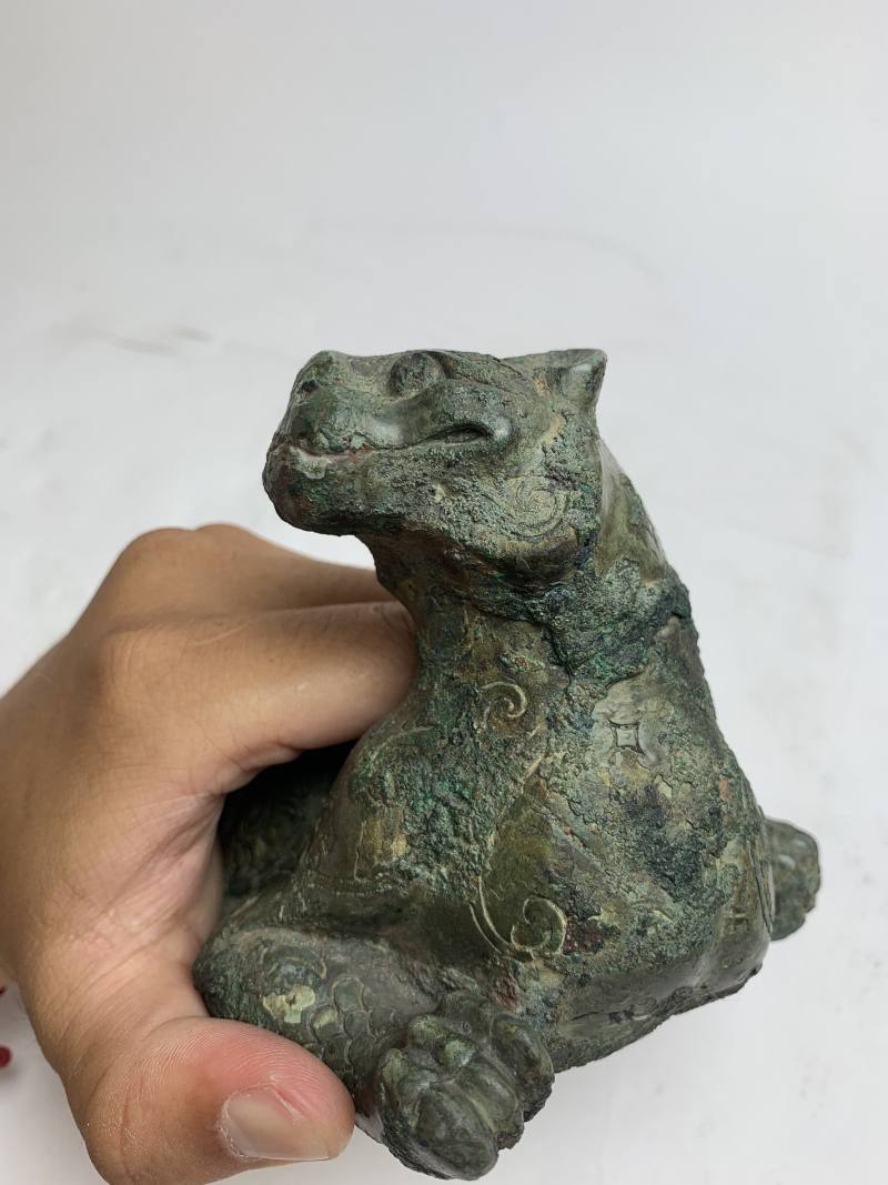 明 铜瑞虎摆件 - 图5