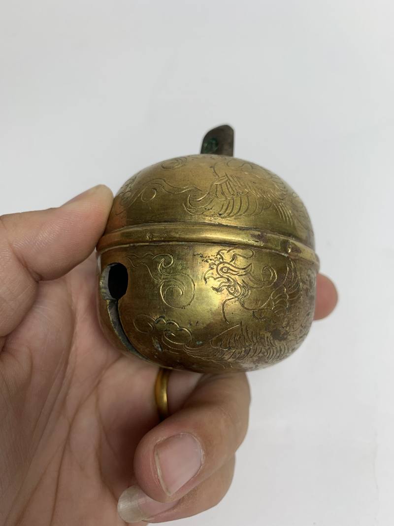 明 铜鎏金錾刻凤鸟纹马铃一对 - 图7