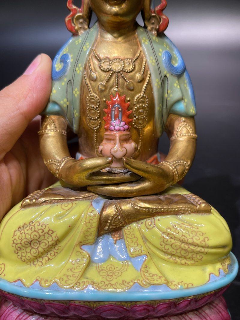清乾隆 粉彩描金无量寿佛 - 图13
