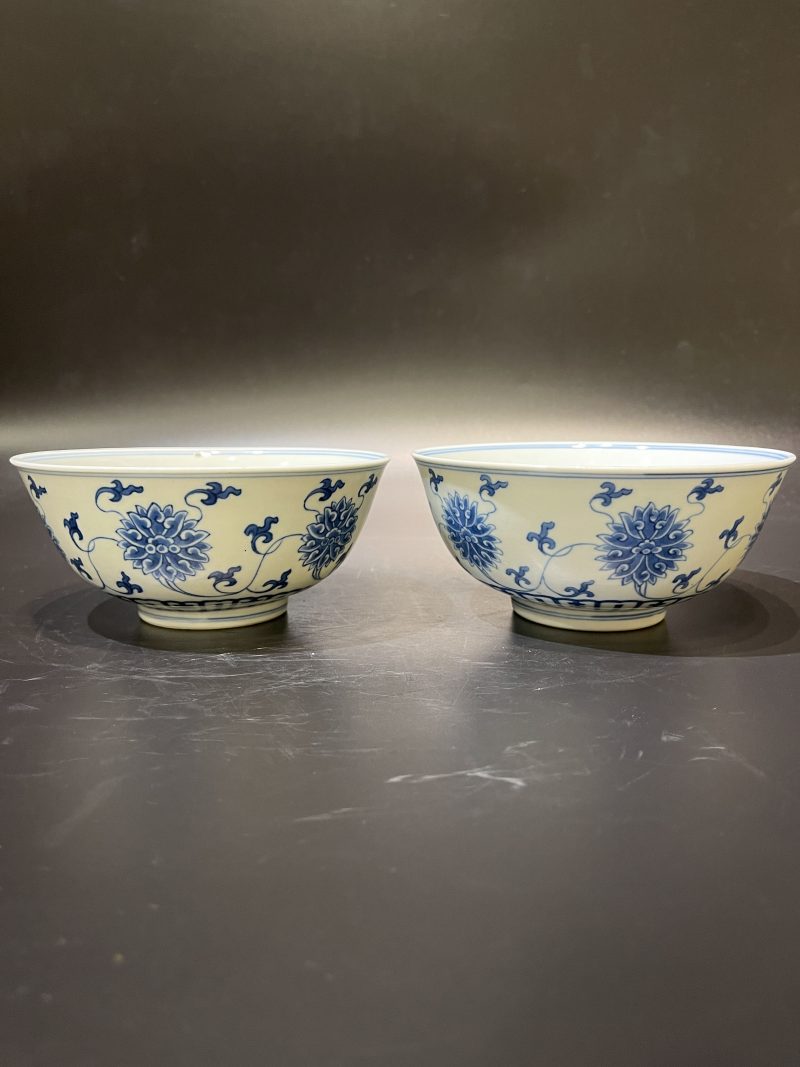 清道光 青花缠枝莲纹碗一对 - 图2