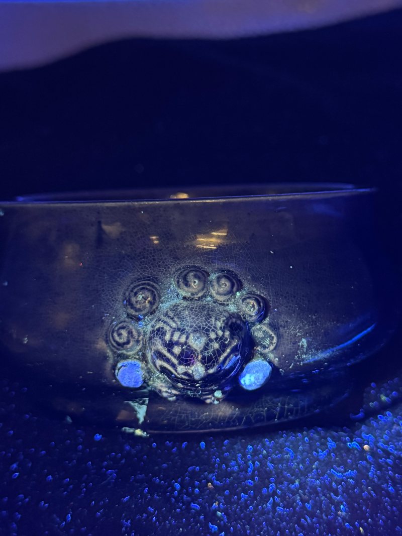 清康熙 茄皮紫釉狮耳炉 - 图11