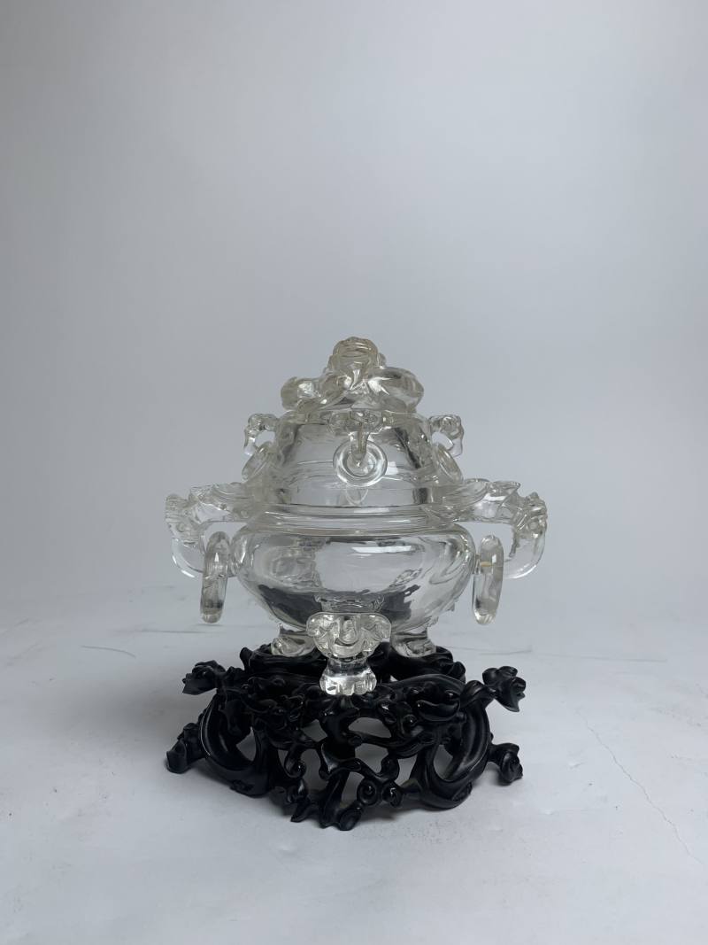清中期 水晶龙钮活环耳三足炉 - 图2