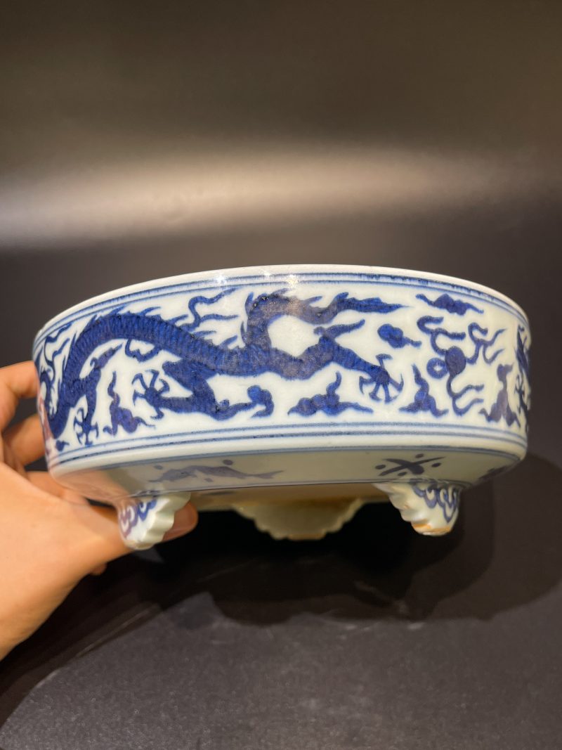 明隆庆 青花龙纹三足大洗 - 图9