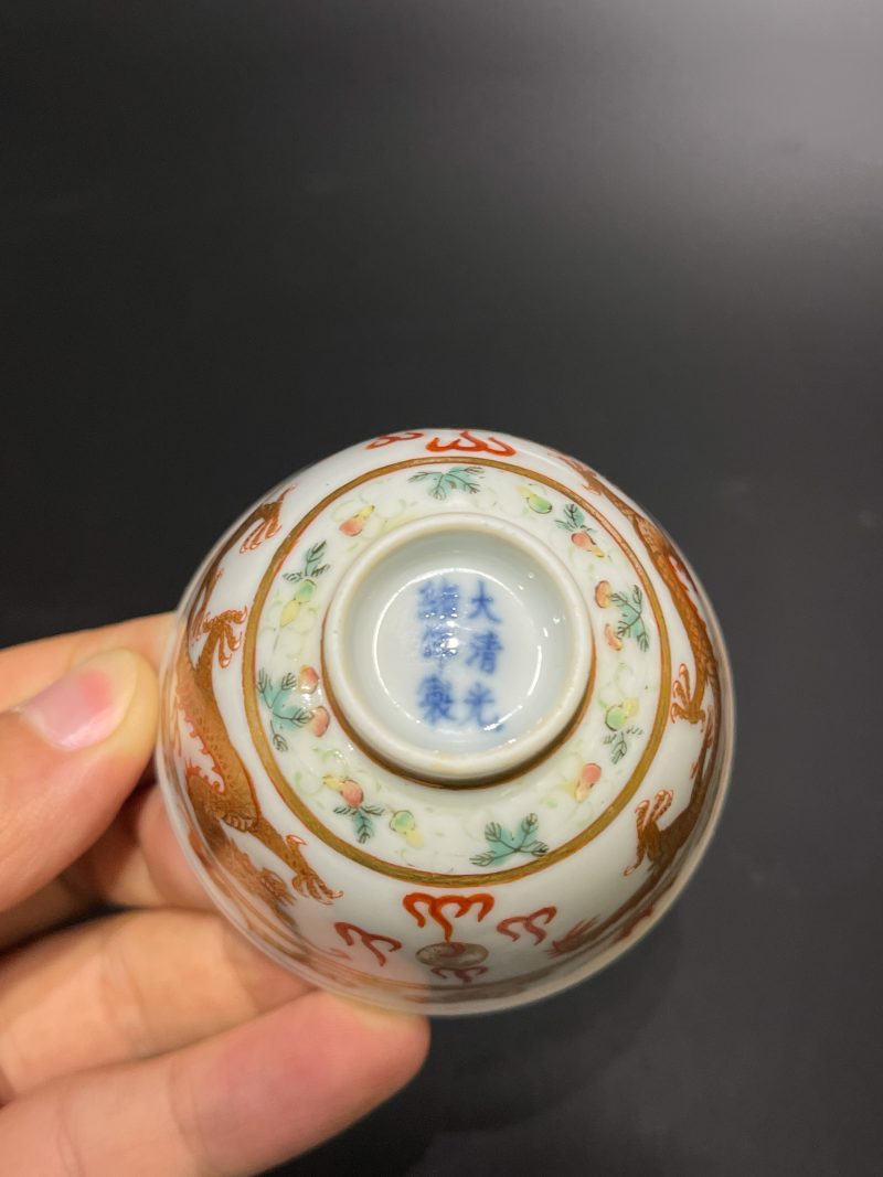 清光绪 粉彩描金双龙赶珠纹杯 - 图8