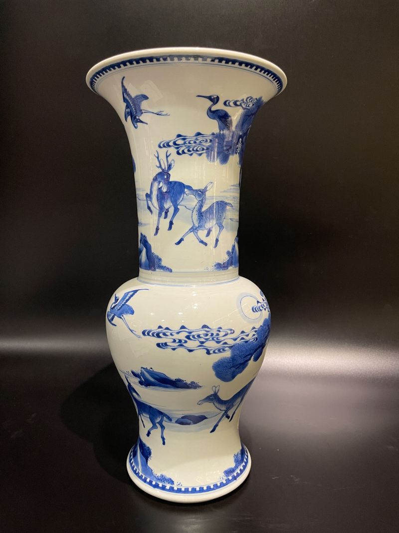 清康熙 青花山水松鹤延年凤尾尊 - 图3