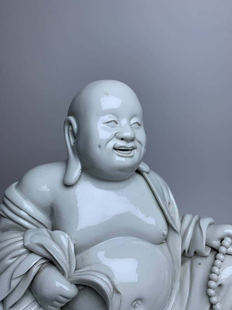 清 德化窑弥勒坐像（带木座） - 图4