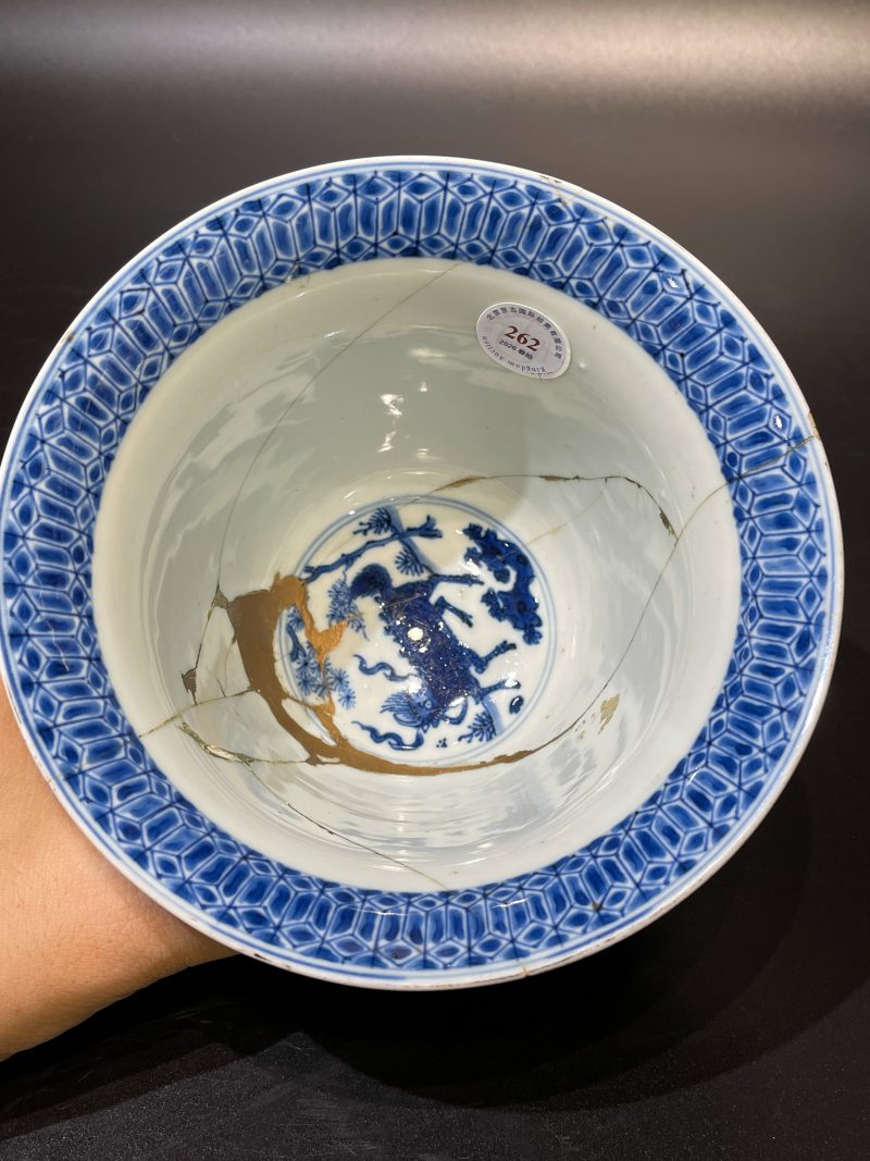 清康熙 青花三羊开泰仰钟碗 - 图8