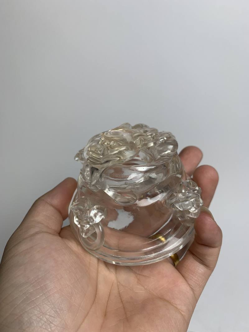 清中期 水晶龙钮活环耳三足炉 - 图5