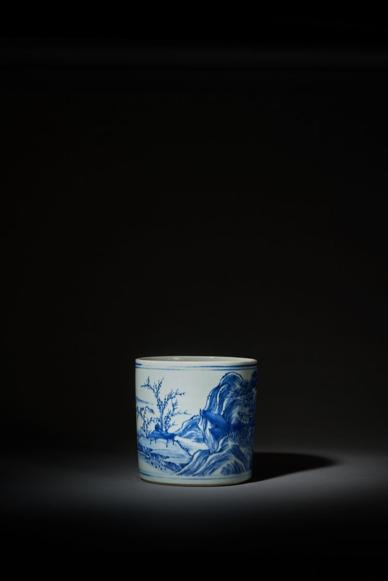 清康熙 青花山水松阁图笔筒 - 图3