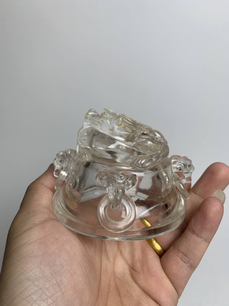 清中期 水晶龙钮活环耳三足炉 - 图6