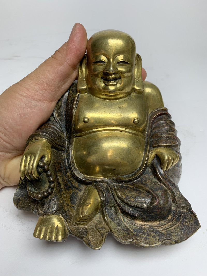 明 铜局部鎏金弥勒佛坐像 - 图6