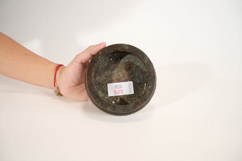 Lot889 明末 铜“国主”款鬲式炉 - 图4