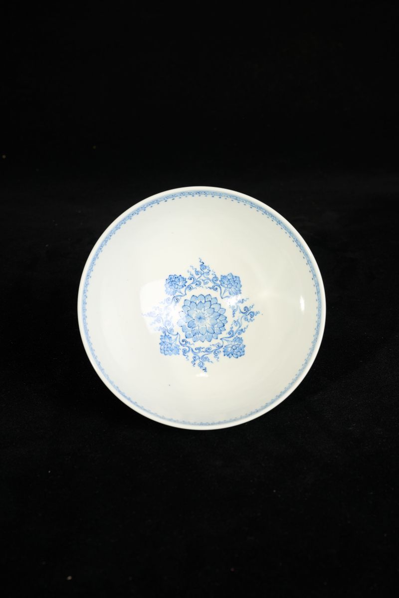Lot838 清乾隆 青花鸡心碗 - 图6