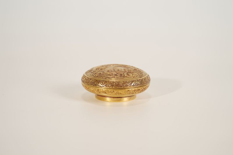 Lot936 明 金双凤纹粉盒 - 图2