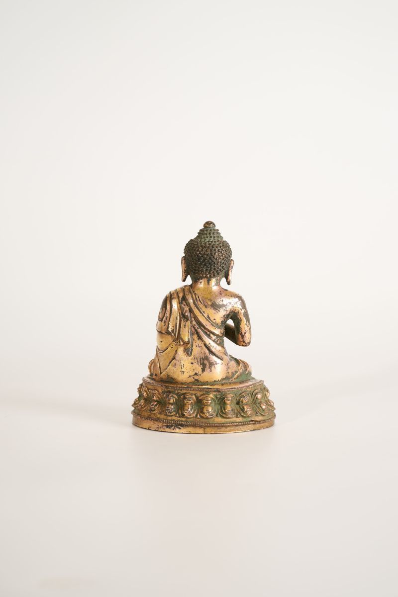 Lot916 明 铜鎏金释迦牟尼说法像 - 图8