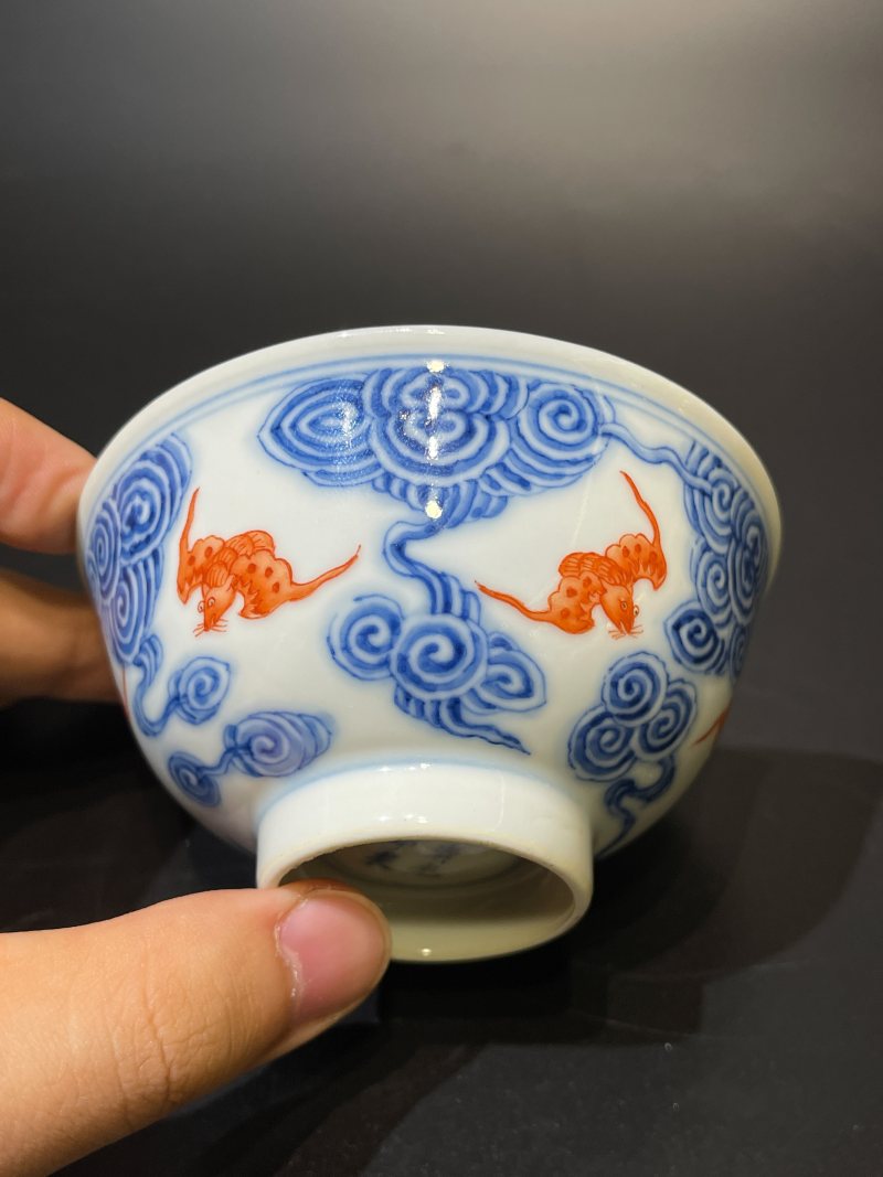 清光绪 青花矾红云蝠纹茶圆 - 图5