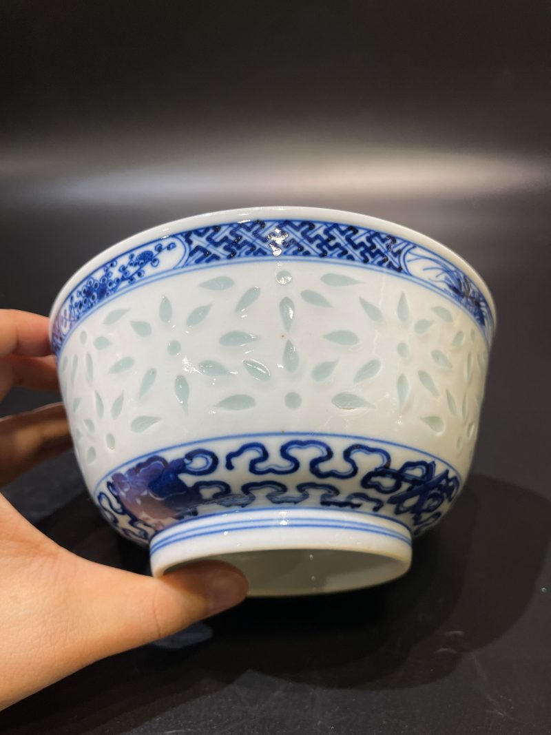 清光绪 青花云龙纹玲珑碗 - 图4