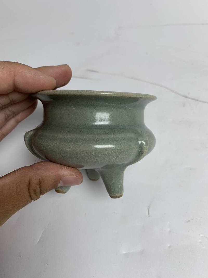 清 龙泉青釉鬲式炉 - 图6