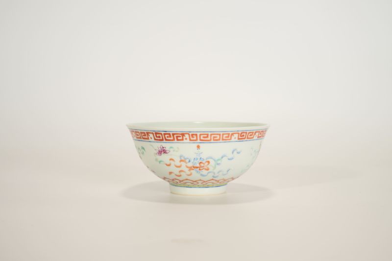 Lot850 清道光 粉彩八宝纹碗 - 图5