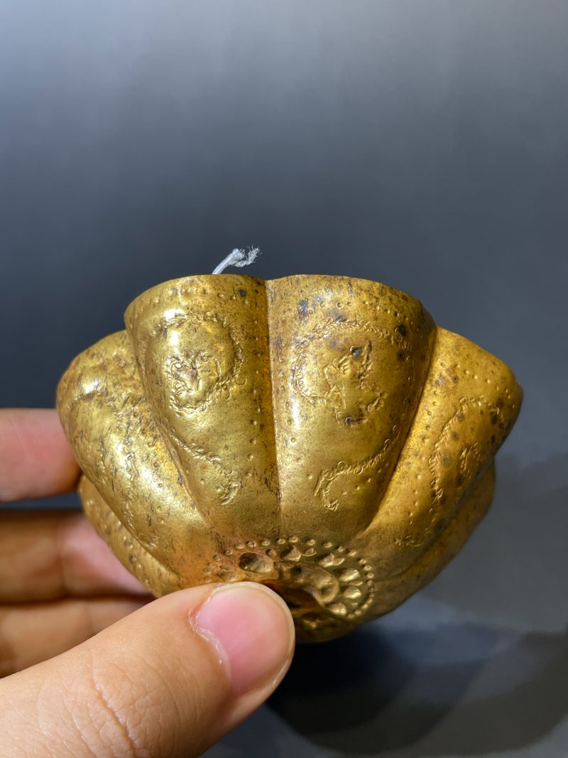 明 纯金花形杯 - 图3