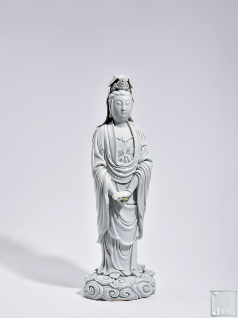 清 德化窑观音立像