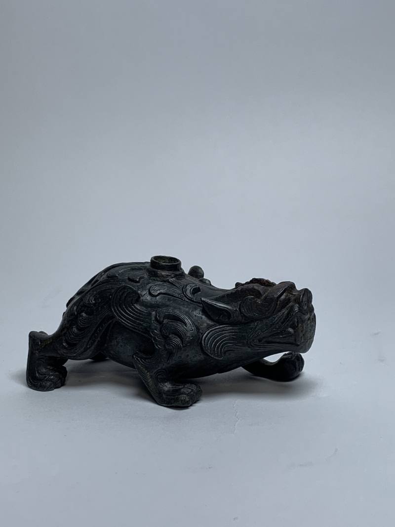 明 铜辟邪砚滴 - 图3