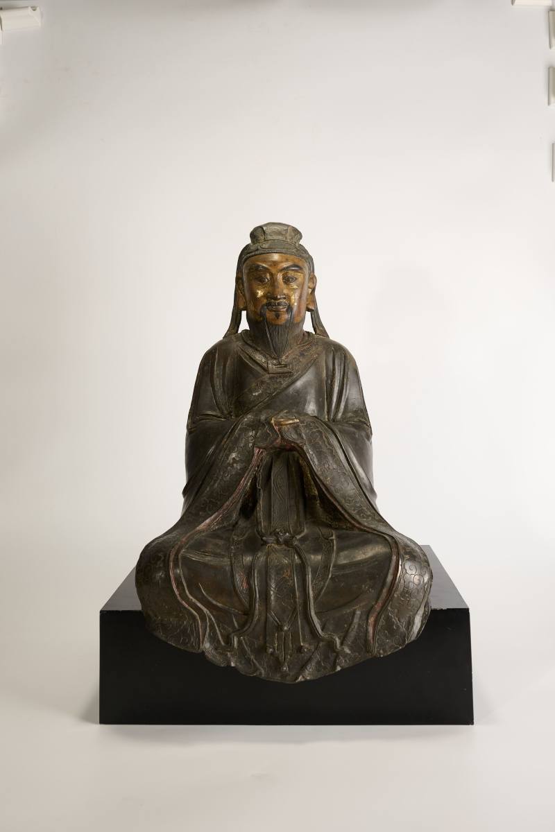 Lot920 明 铜鎏金孔子像 - 图2