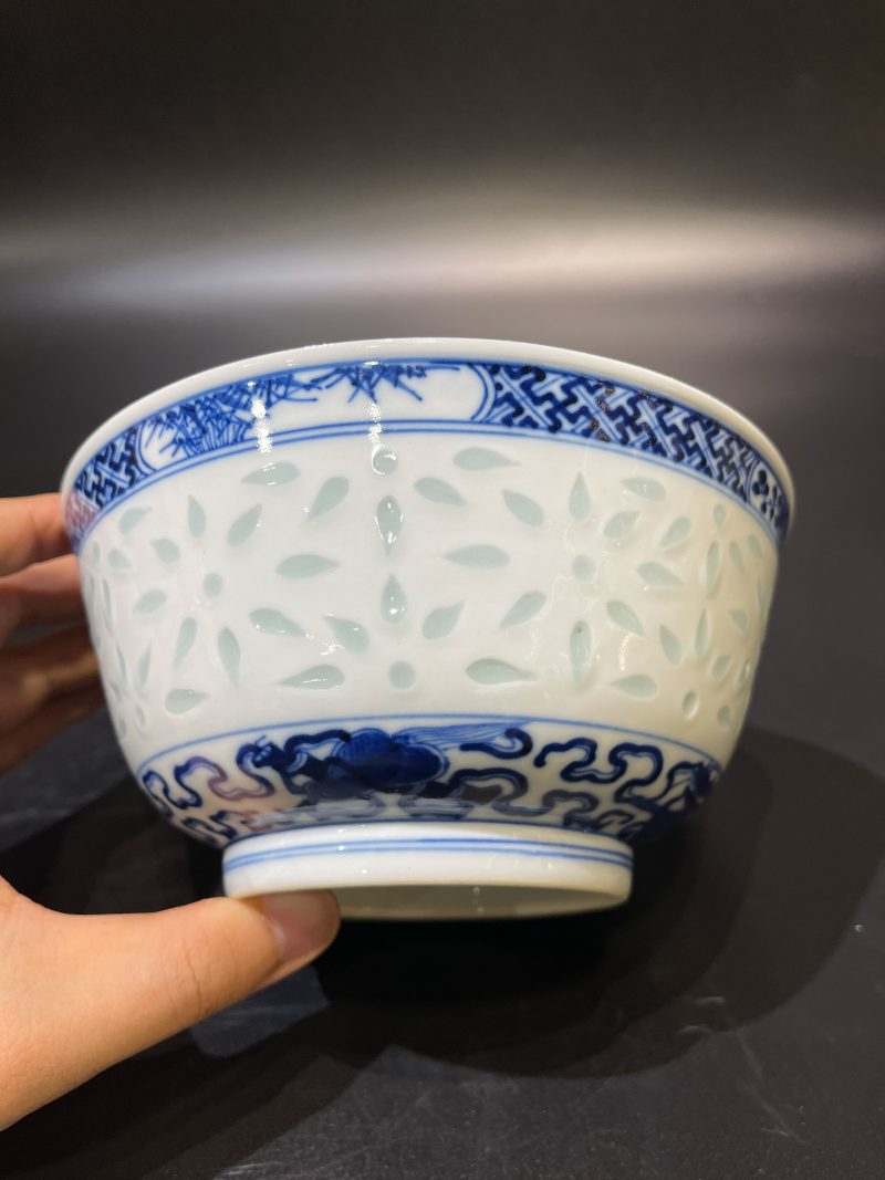 清光绪 青花云龙纹玲珑碗 - 图7